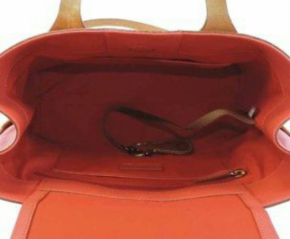 Dooney & Bourke Handbag - Picture 3 of 6